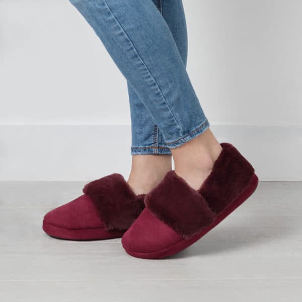 snugtoes women's heated slippers Remi